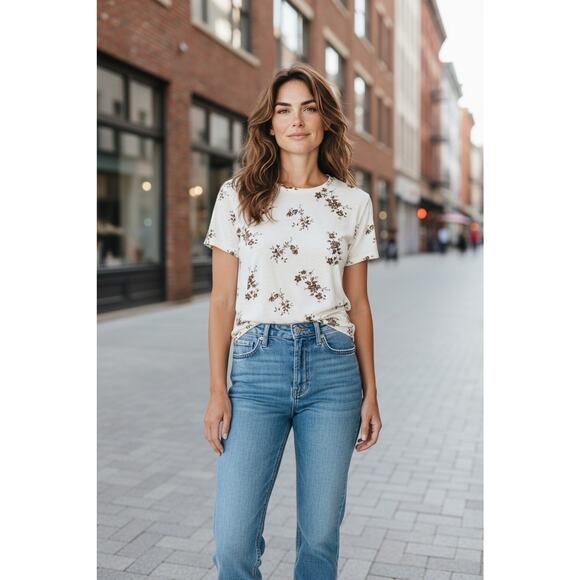 Lucky Brand Floral Tee Size Small Short Sleeve Brown Flowers Shirt Short Sleeves - Picture 2 of 7